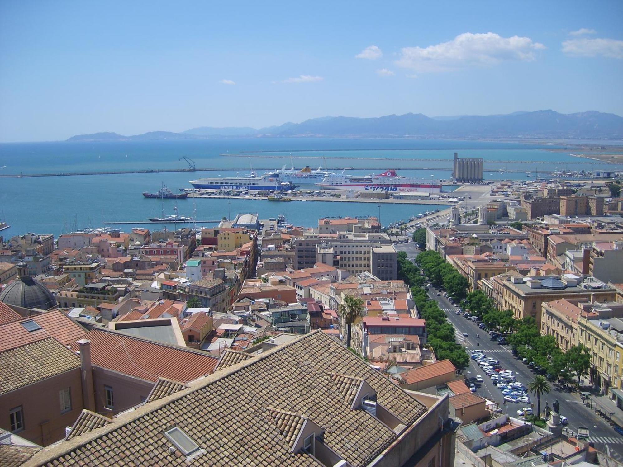 Apartmán La Casa Di Cry Cagliari Exteriér fotografie